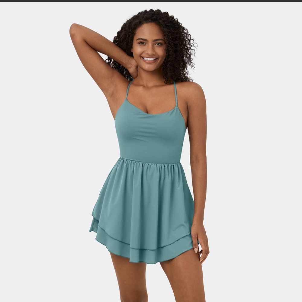 HALARA lace up dress